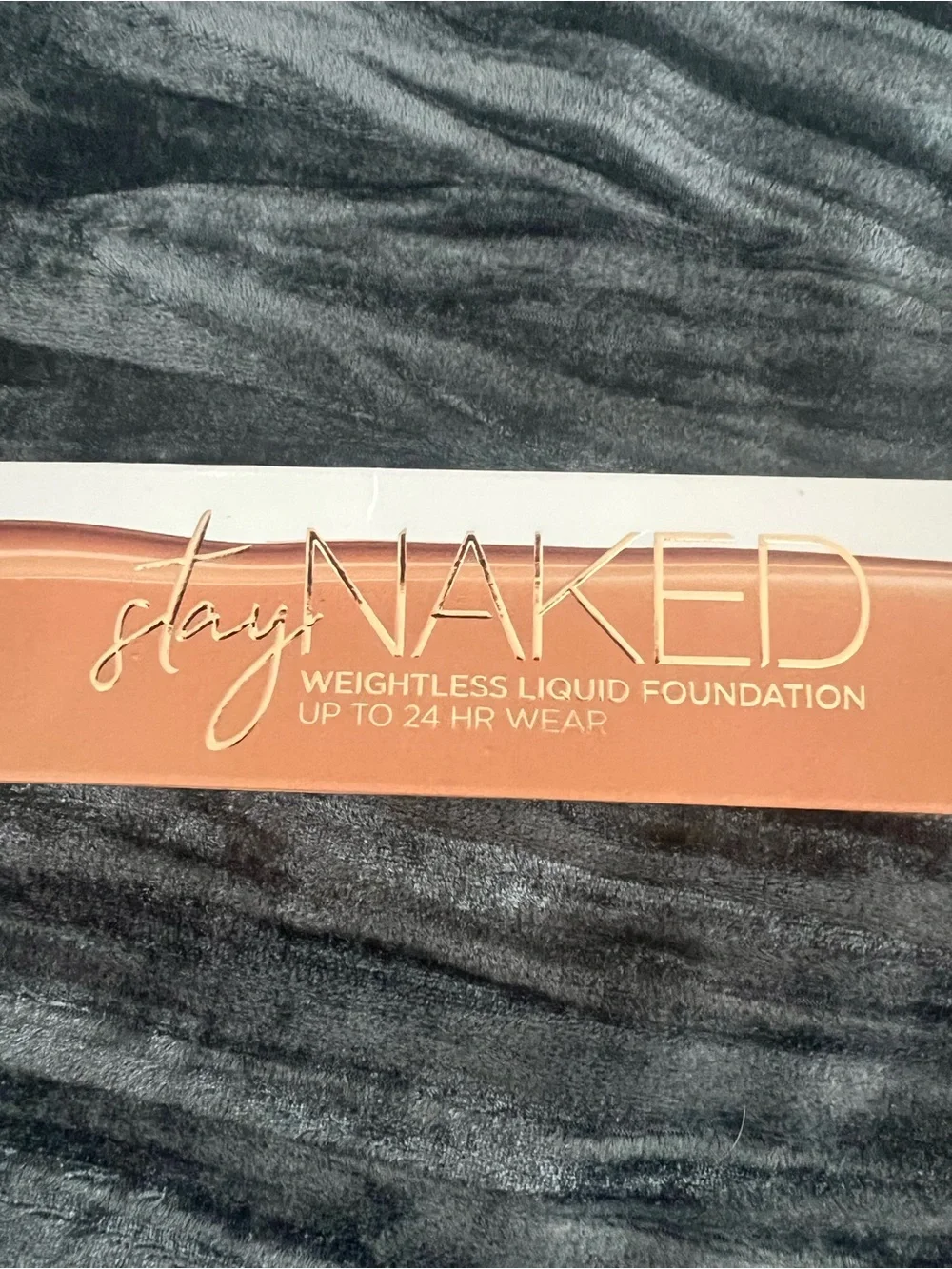 Urban Decay Stay Naked Weightless 24hr Liquid Foundation - 40CP Light/Medium